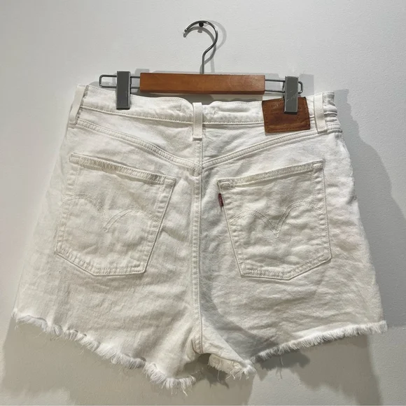 Levi's Ribcage White Denim Frayed Cutoff Distressed High Waist 3 inch Shorts 31 - Picture 5 of 7